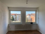 Wohnzimmer - Sonnige 2‑Zimmer‑Wohnung in Kiel‑Gaarden – verfügbar ab 01.05.2026!