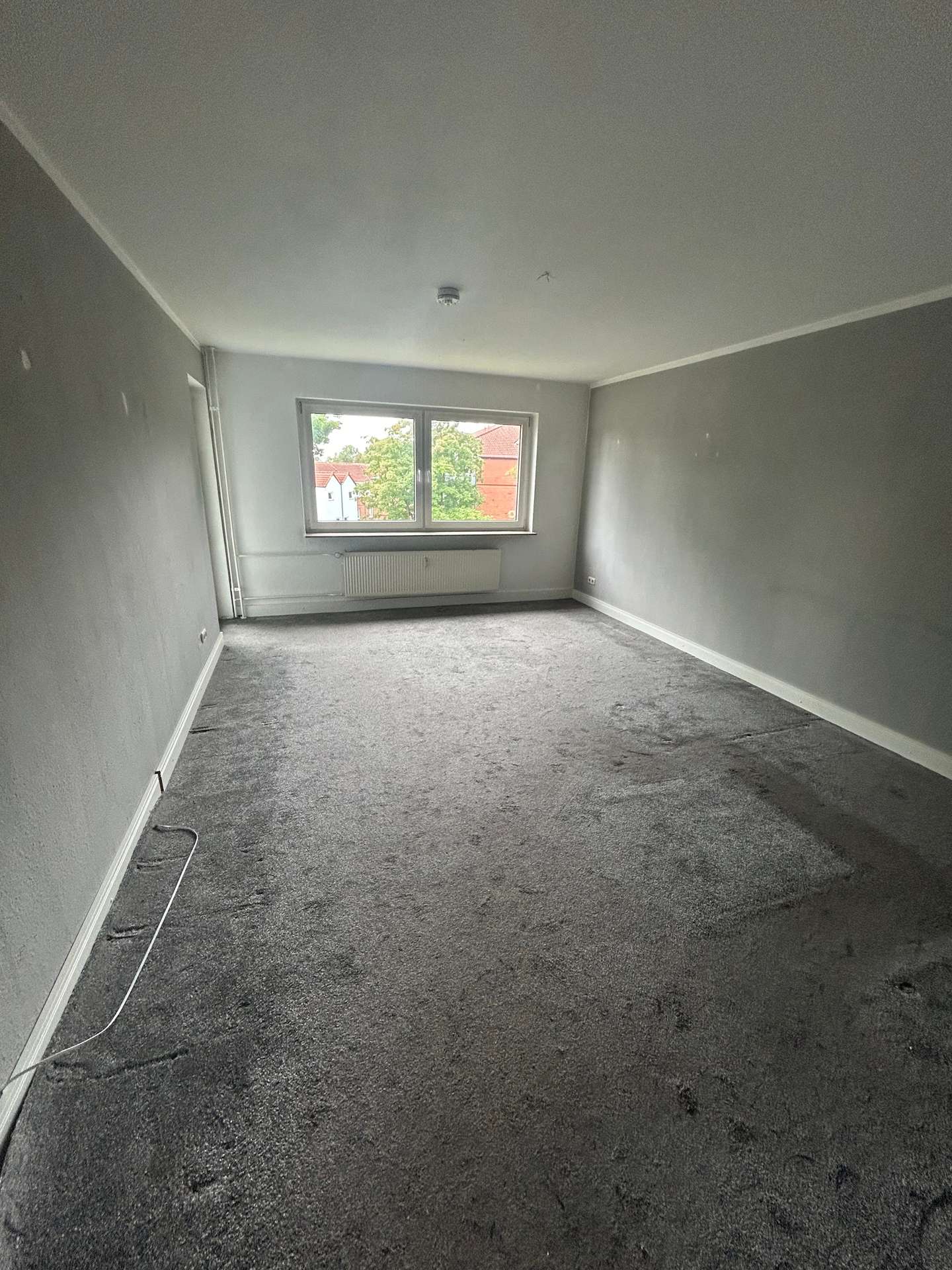 Großzügige 2,5-Zimmerwohnung mit Balkon – 2 Monate Grundmietfrei ab dem 01.10.2026, Trögelsbyer Weg 66, 24943 Flensburg, Etagenwohnung