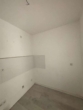 Küche mit Fliesenspiegel - Gemütliche 2-Zimmer-Wohnung mit Balkon in Düsseldorf
