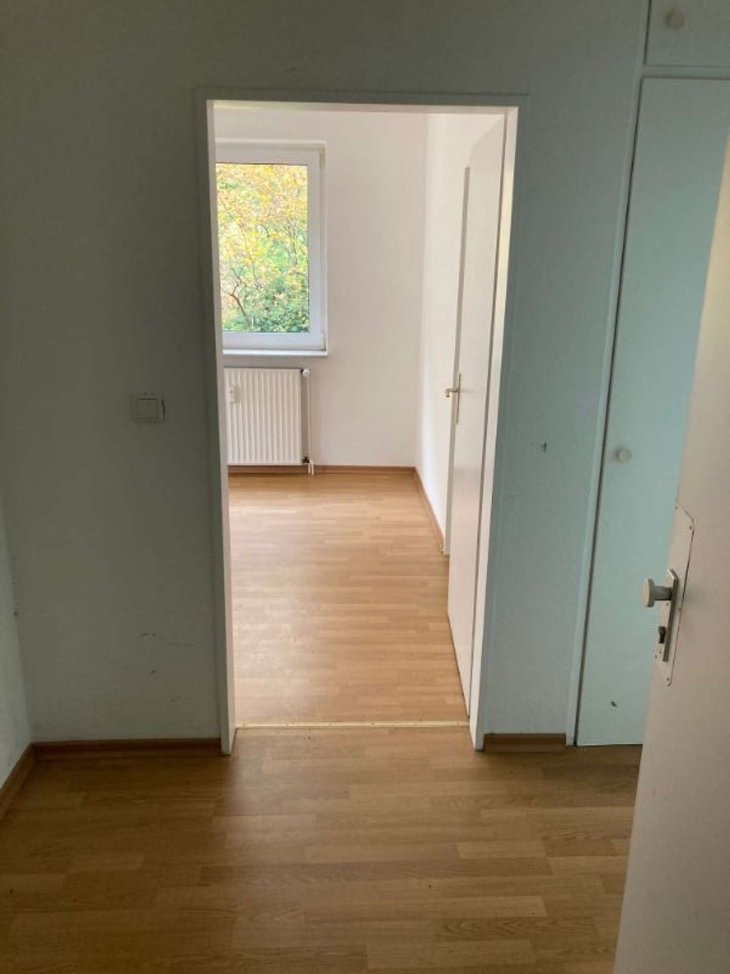 Für Selbstrenovierer: 2-Zimmerwohnung mit Balkon!, Neue Straße 40, 26826 Weener, Etagenwohnung