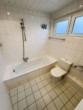 Badezimmer - !!! Doppelhaushälfte mit großem Garten in sehr begehrter Lage – Ideal für Familien !!!