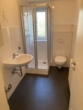 Badezimmer - Einziehen und wohlfühlen: 2,5-Zimmerwohnung mit Balkon!