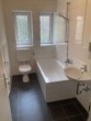 Badezimmer - Einziehen und wohlfühlen: Schöne 3-Zimmerwohnung mit EBK!
