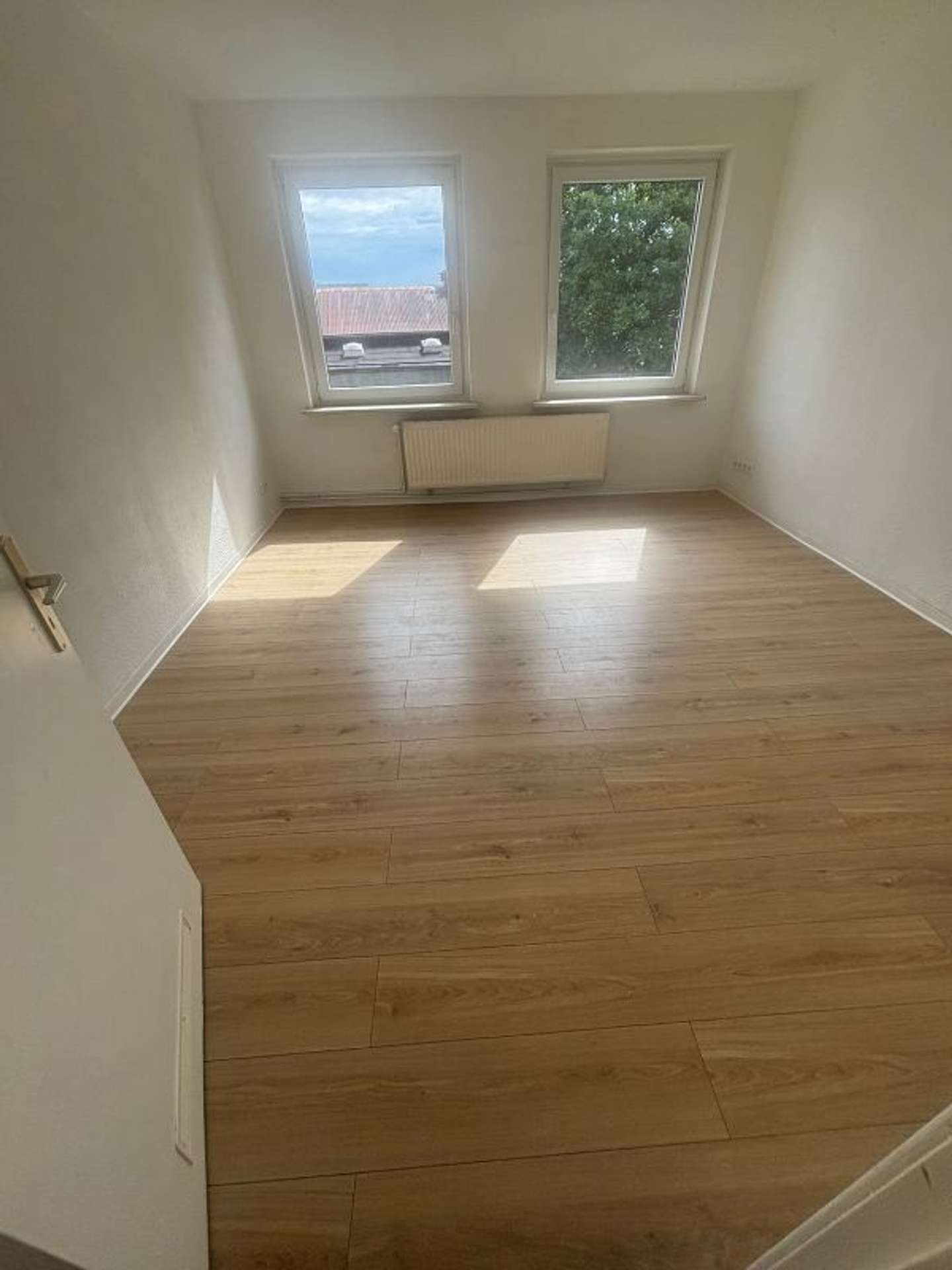 Gut geschnittene 3-Zimmer-Wohnung zum 01.08.2026!, Buddestr. 27, 24536 Neumünster, Etagenwohnung