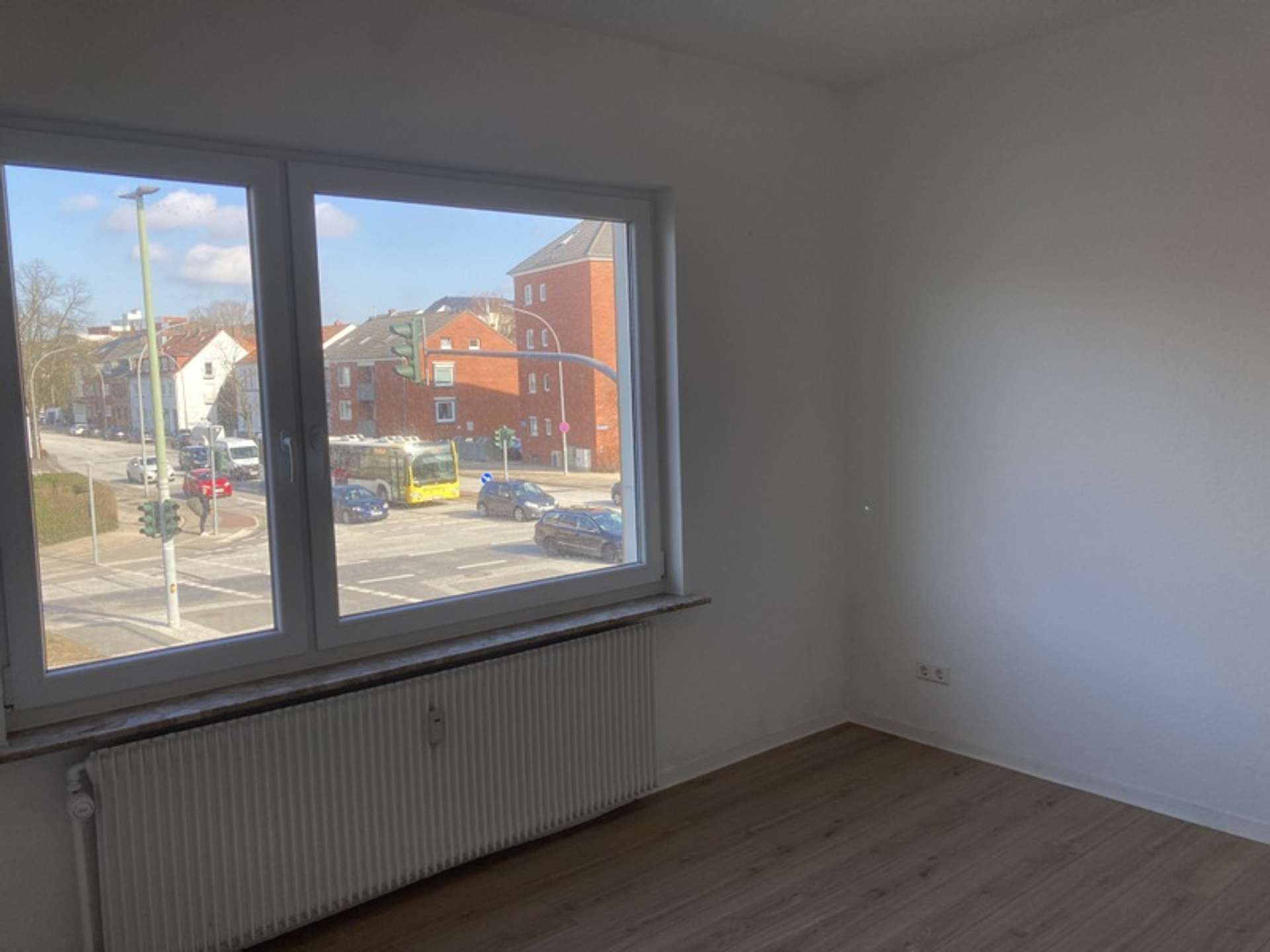 Wohnen in Geestemünde – 2-Zimmer Wohnung zum 16.04!, Friedrich-Ebert-Str. 16, 27570 Bremerhaven, Etagenwohnung