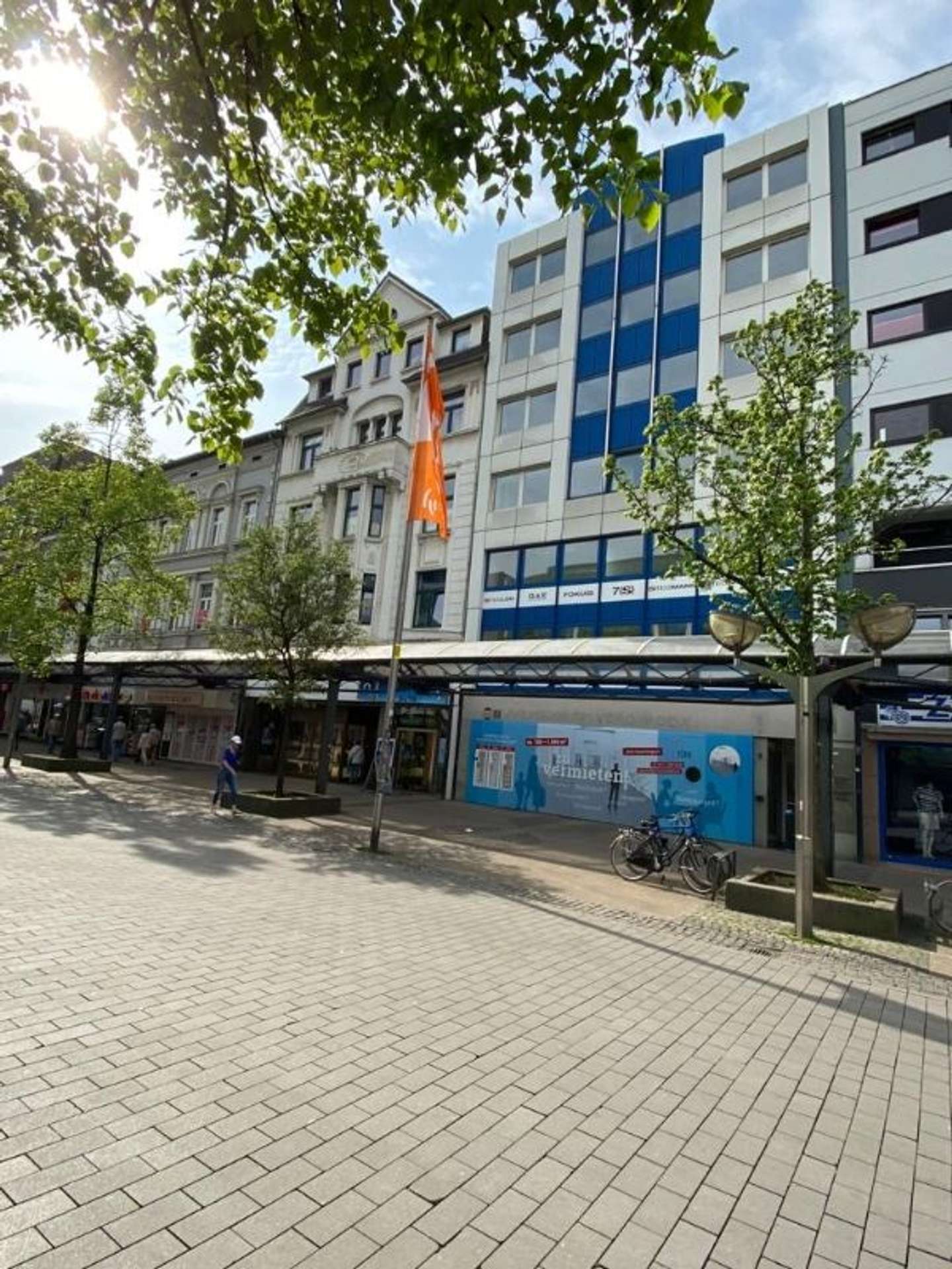 Familientraum- 4-Zimmerwohnung mit 3 Monaten Mietfrei* – Duisburg!, Königstraße 4, 47051 Duisburg, Etagenwohnung