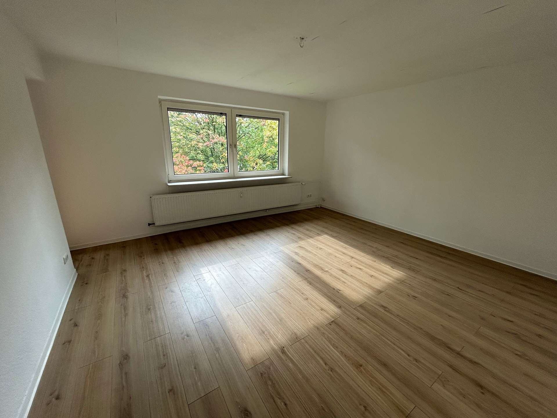 Gemütliche 3-Zimmer-Wohnung ab sofort – 1 Monatsgrundmiete frei!, Franz-Schubert-Hof 3, 24943 Flensburg, Etagenwohnung