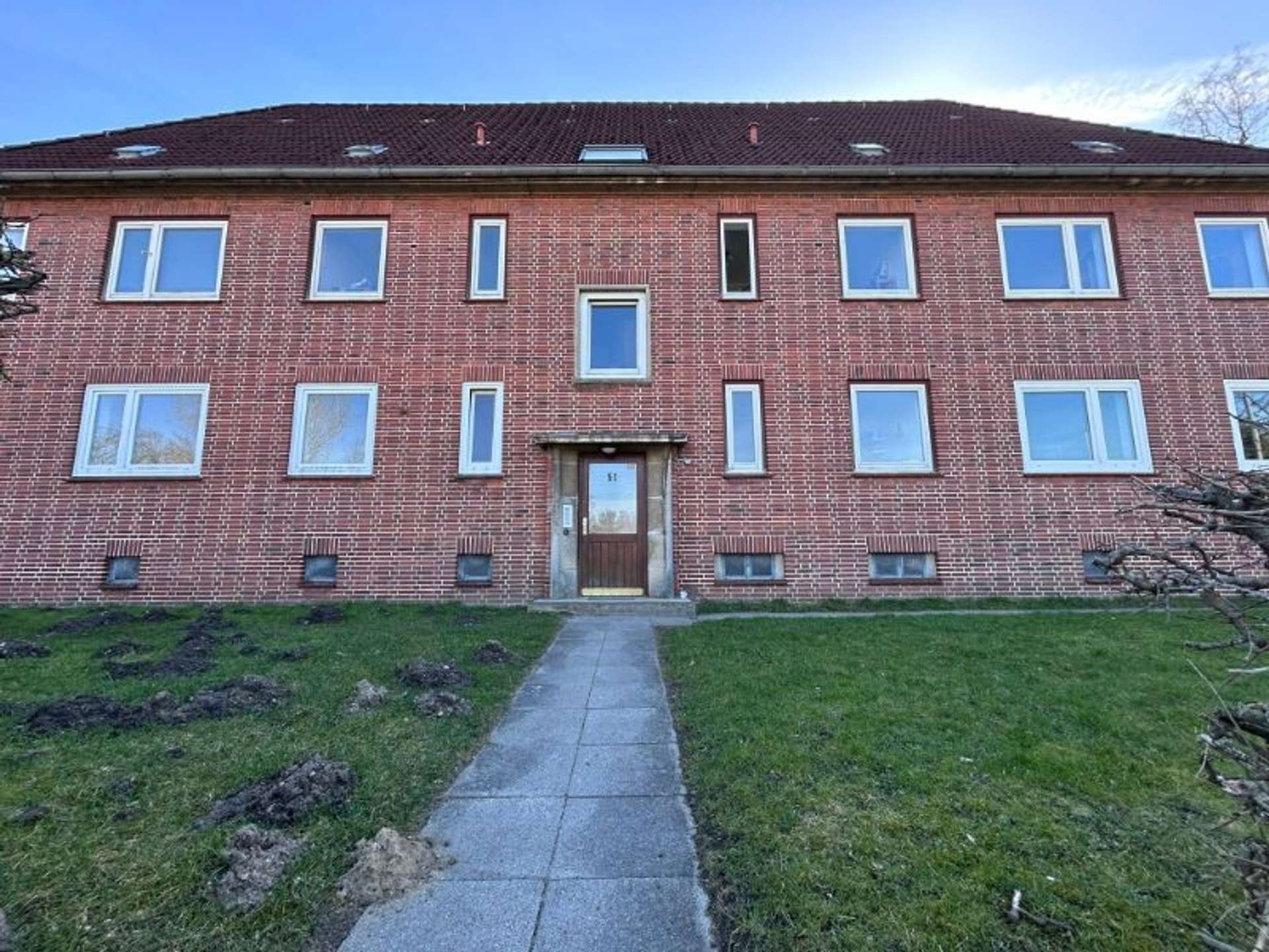 Praktische 2-Zimmer-Wohnung – Nachmieter zum 15.11.2026, Husumer Str. 51, 24941 Flensburg, Etagenwohnung
