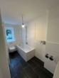 Badezimmer - Erstbezug nach Sanierung – 2-Zimmer-Wohnung mit Terrasse, verfügbar ab 01.12.2025