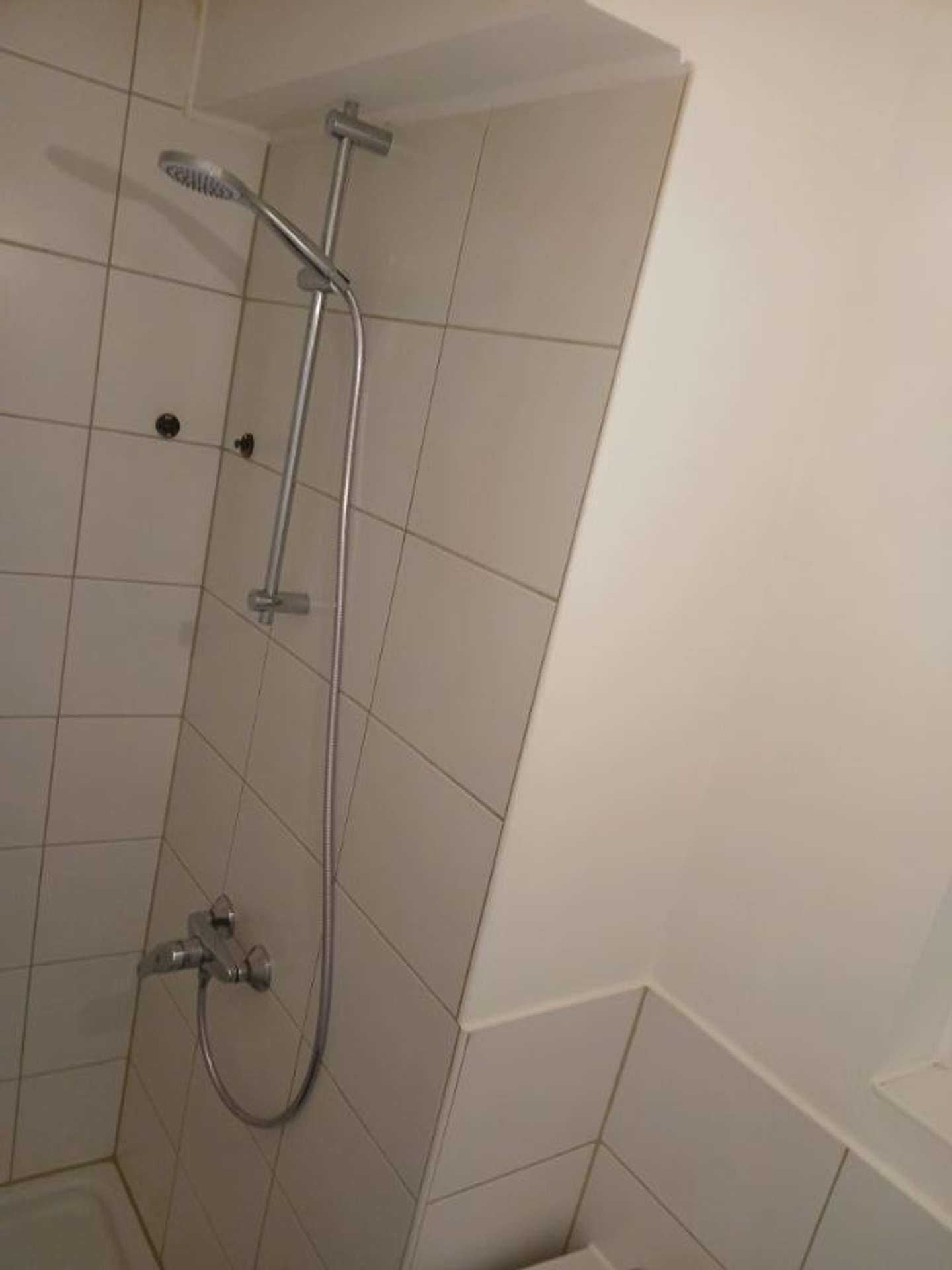 Frisch sanierte, helle 1‑Zimmer‑Wohnung mit Mietbeginn zum 01.06.2026!, Gutenbergstr. 28, 24536 Neumünster, Erdgeschosswohnung