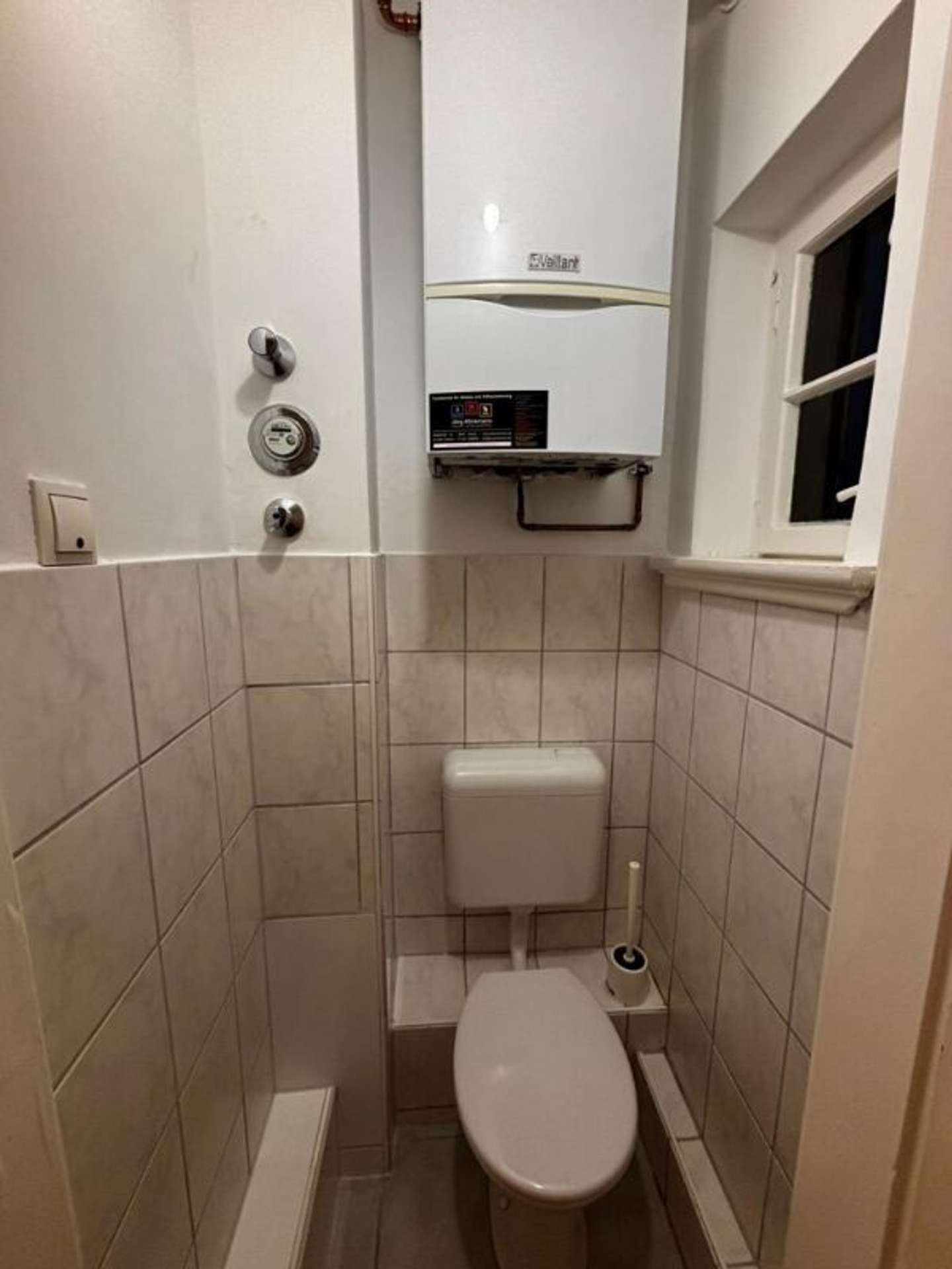 Mix aus Alt & Neu 2-Zimmer-Wohnung nach Renovierung – ab 01.05.2026 bezugsfrei, Hansaring 40, 24534 Neumünster, Etagenwohnung