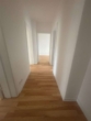 Flur - Helle moderne 3 Zimmerwohnung mit Balkon zum 16.01.2026 neu vermietbar!