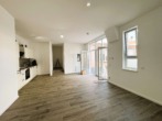Wohnzimmer - Erstbezug – Moderne, funktionale 3-Zi-Wohnung im EG