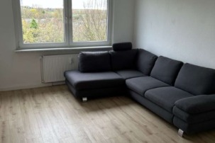 Renovierte 2 1/2 Zimmer Wohnung, Hanns-Rothbarth-Str. 20, 23966 Wismar, Etagenwohnung