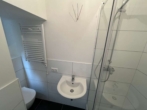 Duschbad - Ruhiges Wohnen am Rand von Gaarden – genießen Sie die entspannte Lage mit guter Anbindung an die
