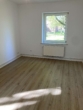 Wohnzimmer - Für Soldaten, schicke 2,5-Zimmerwohnung mit EBK!