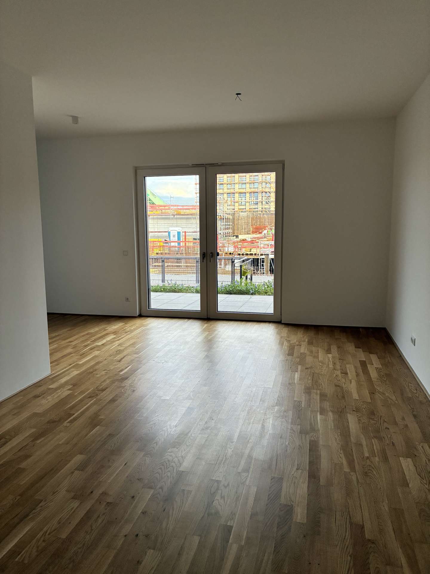 !!! Mainz Zollhafen – Leben direkt am Wasser – helle 3-ZW !!!, Fischerhof 19, 55120 Mainz, Erdgeschosswohnung