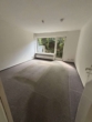 Wohnzimmer - 3‑Zimmer‑Wohnung mit Balkon und Tageslicht in Engelsby – 3 KM frei zum 15.08.2026 vermietbar