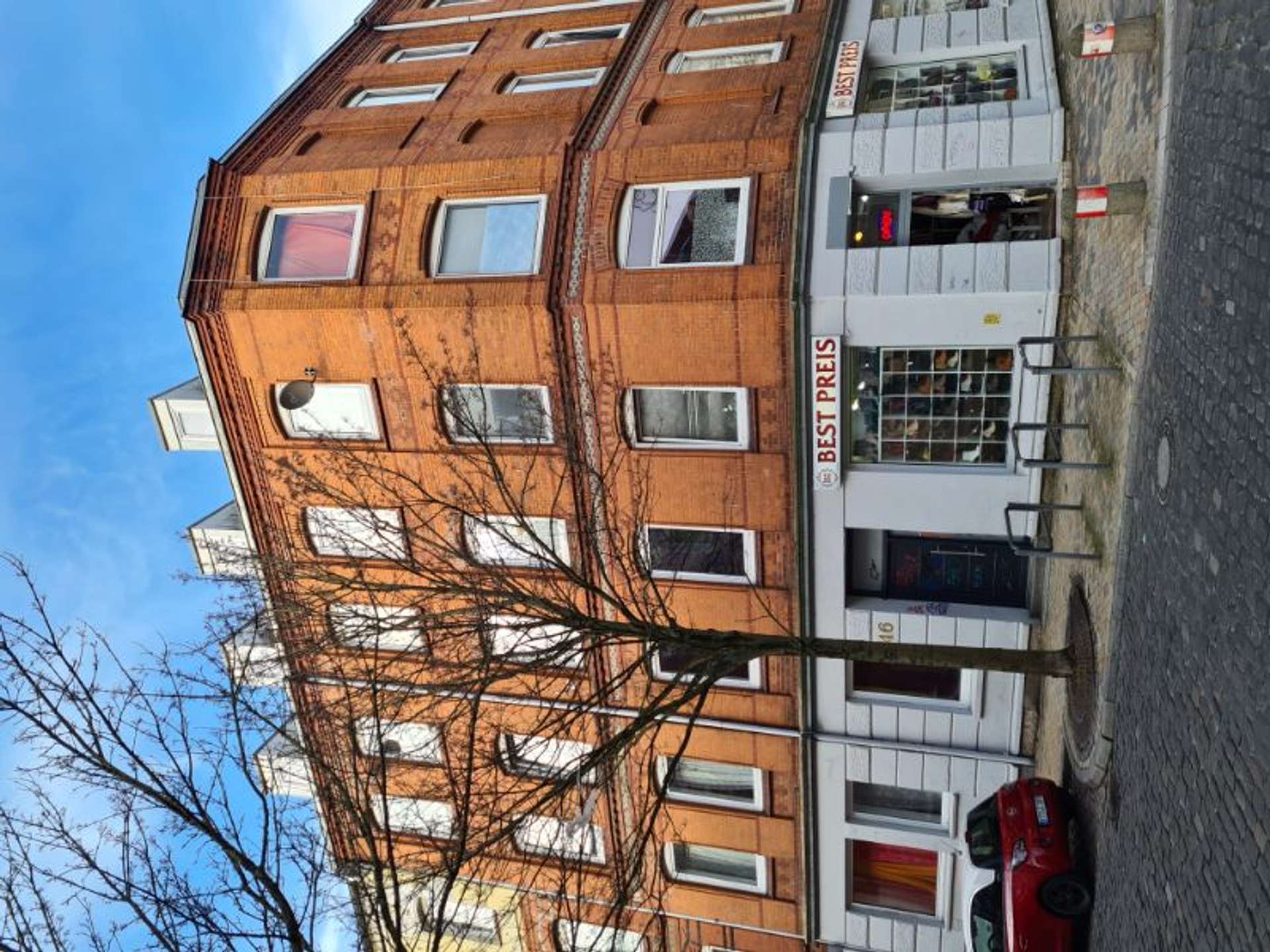 Ihre Urlaubskasse freut sich: 1 Monatsmiete geschenkt!, Kaiserstraße 46 (Hinterhaus), 24143 Kiel, Etagenwohnung