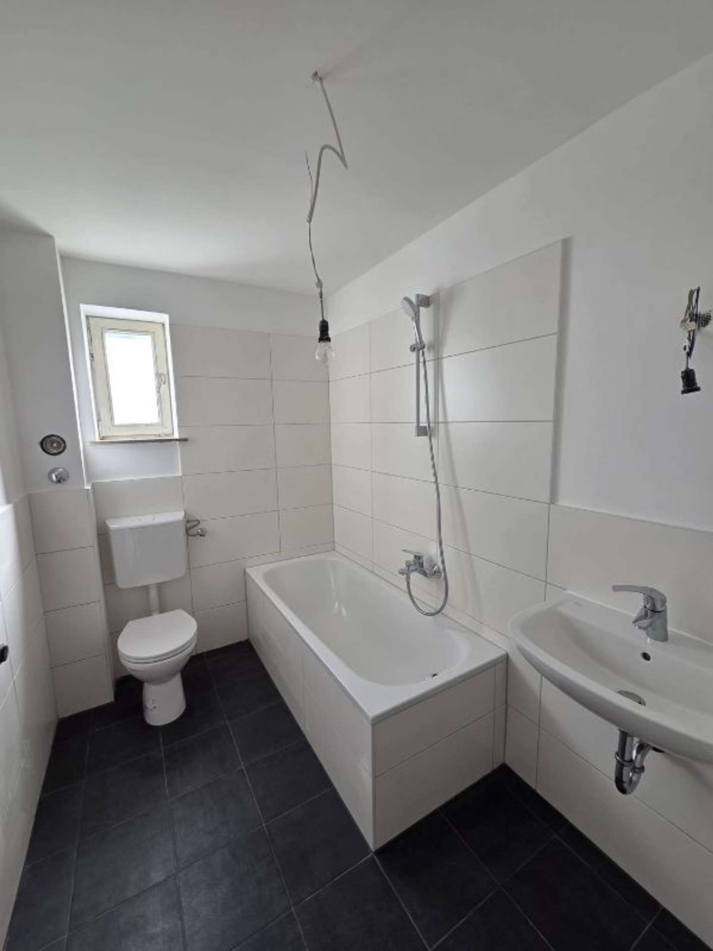 Neu saniert, sofort bezugsfertig – Ihre neue Wohnung wartet!, Hauenriede 8, 29525 Uelzen, Etagenwohnung