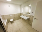 Badezimmer - Erstbezug – Moderne, funktionale 3-Zi-Wohnung mit großer Terrasse !!!