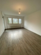 Wohnzimmer - Ihr neues zu Hause- EG- 3-Zimmerwohnung mit Loggia in Duisburg-Mündelheim
