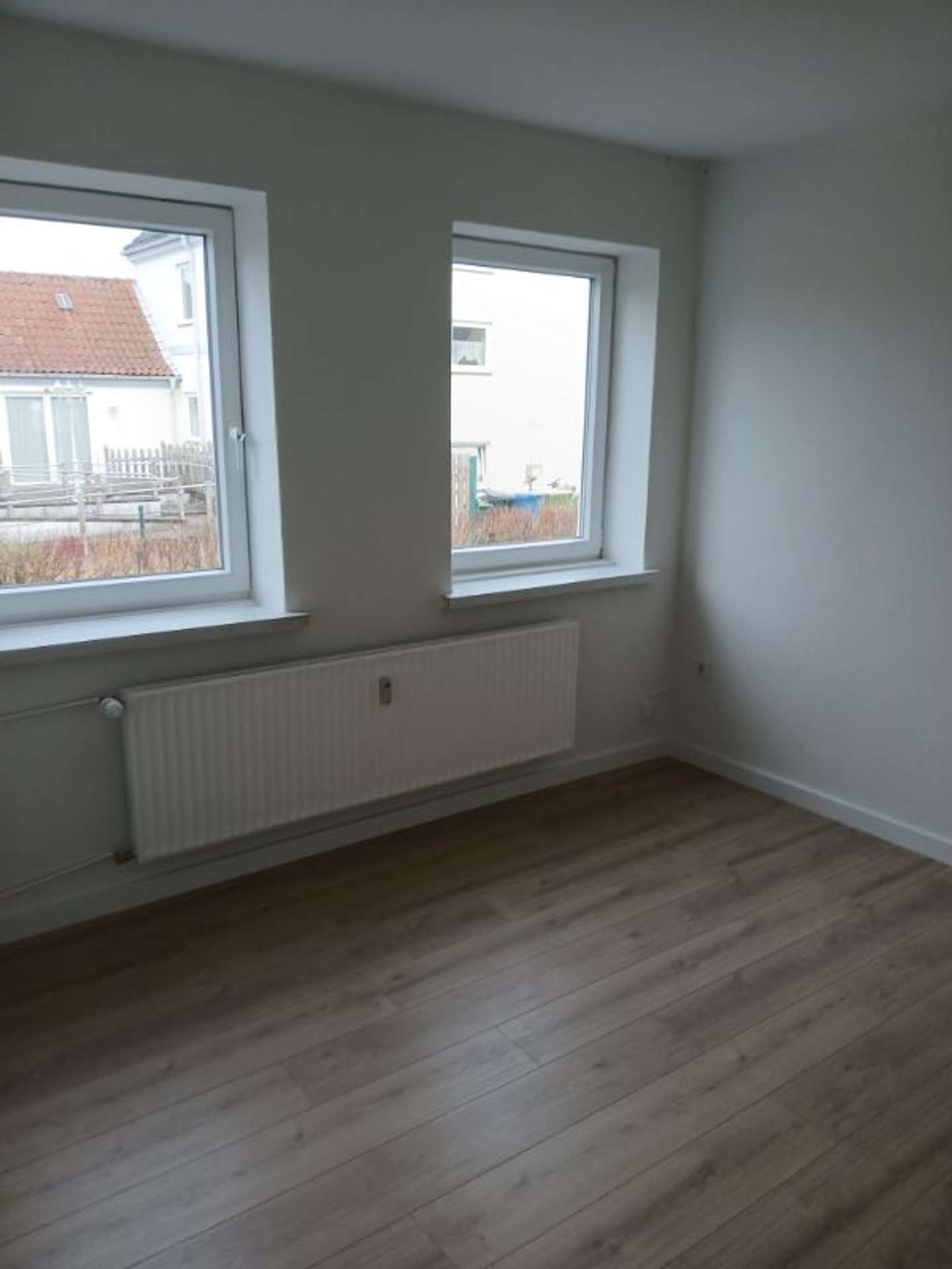 Helle, moderne 2 Zimmerwohnung! Erstbezug nach Sanierung zum 16.04.2026!, Ehndorfer Str. 162, 24537 Neumünster, Erdgeschosswohnung