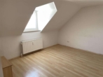 Schlafzimmer - Helle 3-Zimmer-Wohnung mit Balkon! (WBS für 86 m² erforderlich)
