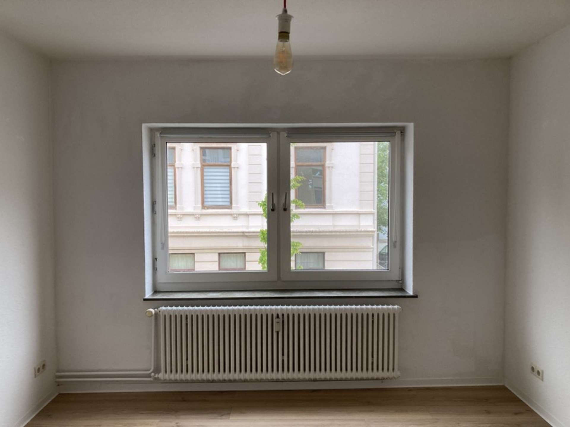 Nette Nachbarn gesucht – 2-Zimmer Wohnung zum 16.06!, Raabestr. 24, 27570 Bremerhaven, Etagenwohnung