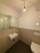 Gäste-WC - Modern geschnittene 3-Zimmer-Wohnung mit Balkon