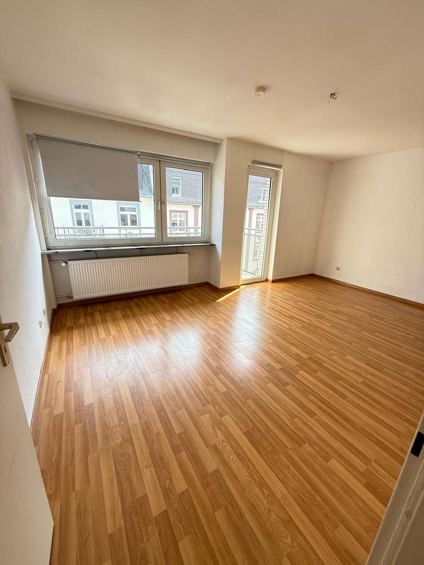 Zentrale 1- Zimmer Apartment im beliebter Nordend Lage, Spohrstraße 61, 60389 Frankfurt am Main, Etagenwohnung