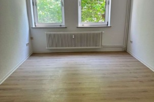 Gemütliche 2-Zimmer Wohnung zum 16.07. zu vermieten, Rheinstr. 41, 27570 Bremerhaven, Etagenwohnung