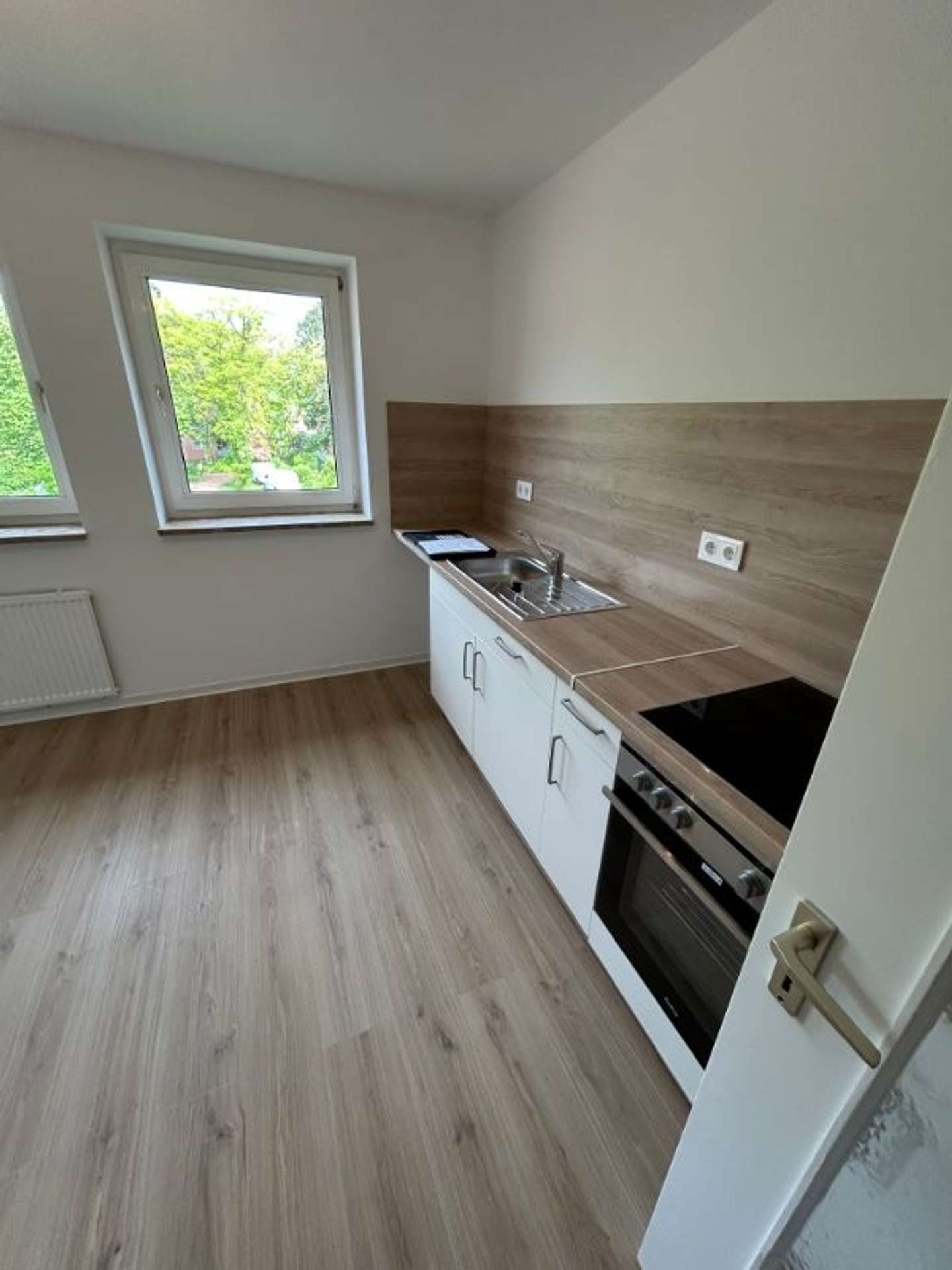 Erstbezug nach Sanierung – Bezugsfrei zum 16.06.2026!, Mühlenhof 12, 24534 Neumünster, Etagenwohnung