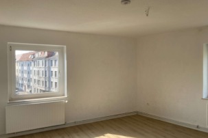 Große helle 3 Zimmerwohnung mit Balkon zum 01.02.2025!, Schillerstr. 89, 27570 Bremerhaven, Etagenwohnung