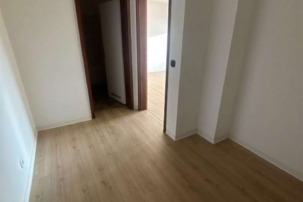 Großzügige 2 Zimmerwohnung mit Balkon zum 01.04.2025 vermietbar!, Leineweberbrücke 5, 24534 Neumünster, Etagenwohnung