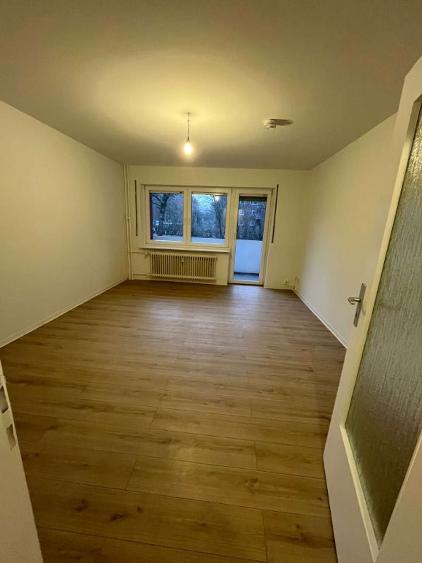 Attraktive 3‑Zimmer‑EG‑Wohnung (Hochparterre) mit zwei Balkonen, Wulfsteert 82, 24340 Eckernförde, Erdgeschosswohnung