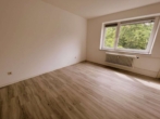 Schlafzimmer - Großzügige 4-Zimmer-Wohnung mit 2 Balkonen – vermietbar ab 01.08.2026!