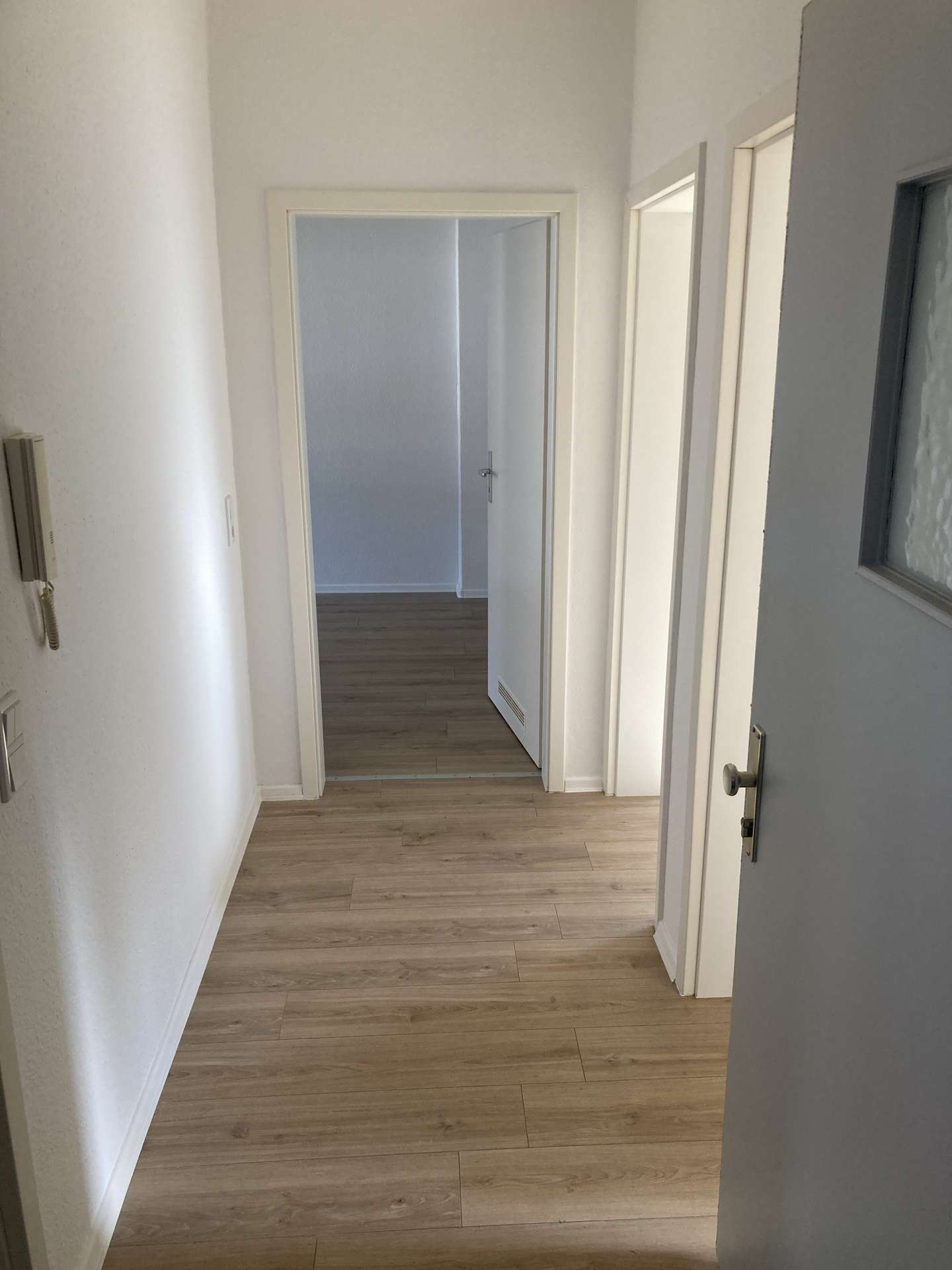 Schöne 2-Zimmerwohnung mit EBK!, Goedenser Weg 29, 26386 Wilhelmshaven, Etagenwohnung