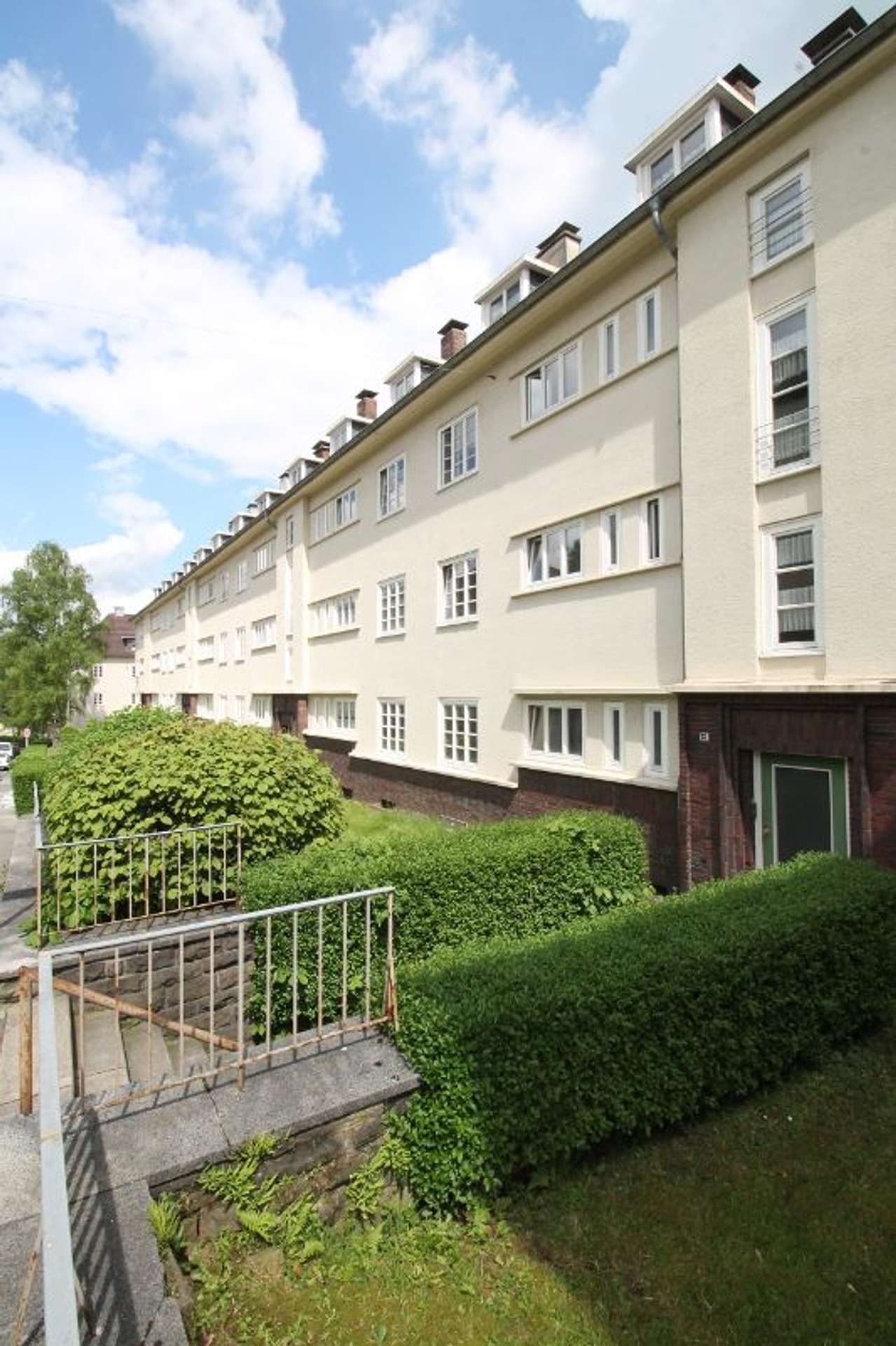 Lichtdurchflutete 3-Zimmer- Wohnung in ruhiger Wohnlage in Wuppertal, Im Springen 13, 42287 Wuppertal, Etagenwohnung