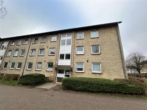 Foto 1 - Helle 3-Zimmer-Wohnung mit großem Wohnzimmer, Balkon und Einbauküche