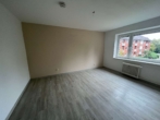 Schlafzimmer - Helle 3-Zimmer-Wohnung mit Balkon und Renovierungsbonus ab sofort zu vermieten!