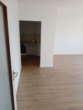 Zugang Küche - Mix aus alt und modern. Teilsanierte 1,5 Zimmerwohnung mit Balkon zum 16.04.2026.