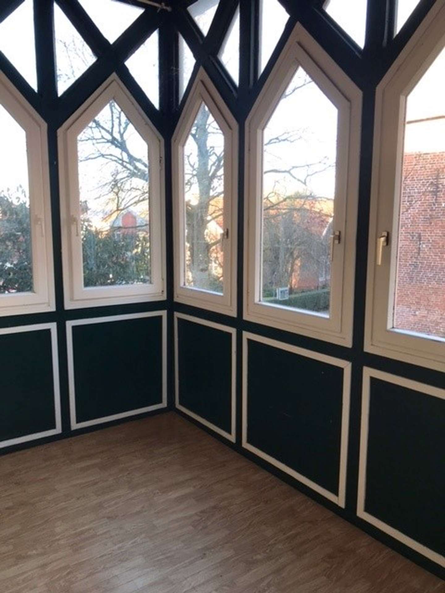 Charmante 2-Zimmerwohnung für Selbstrenovierer – 1 Kaltmiete geschenkt!, Westerstraße 2, 26826 Weener, Etagenwohnung