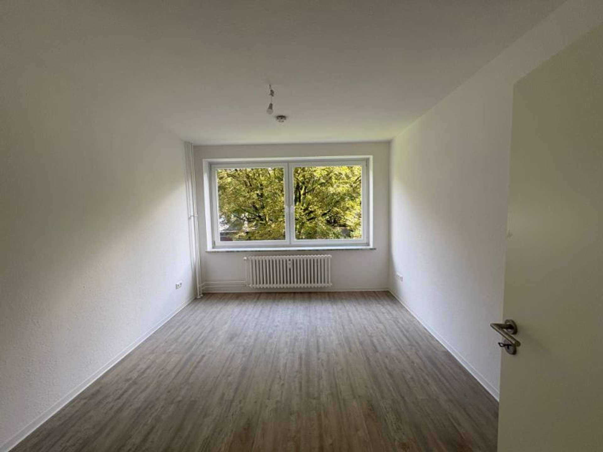 Ihre Urlaubskasse freut sich: 1 Monatsmiete geschenkt!, Medusastraße 35, 24143 Kiel, Etagenwohnung
