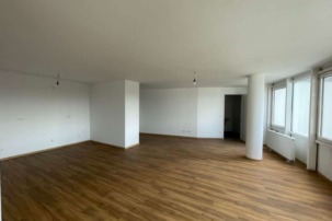 Frisch saniertes Apartment – Düsseldorf 1-Zimmer, Bahlenstraße 180, 40589 Düsseldorf, Etagenwohnung