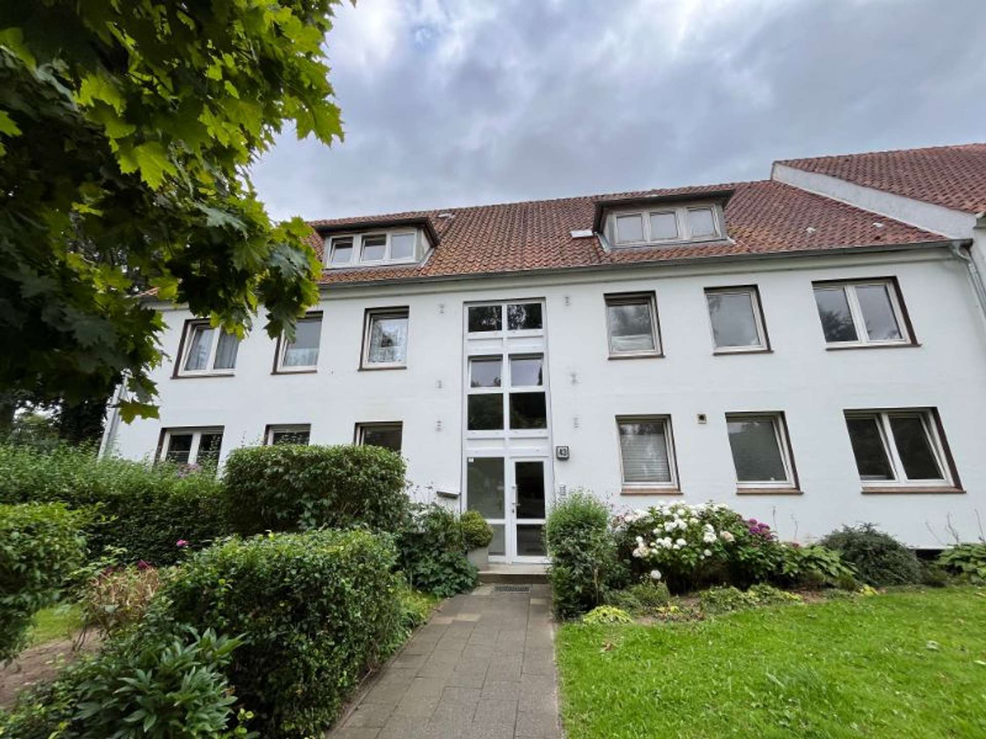 Lichtdurchflutete 3-Zimmer-Wohnung sucht Nachmieter zum 01.09.2026!, Ostlandstr. 43, 24340 Eckernförde, Erdgeschosswohnung