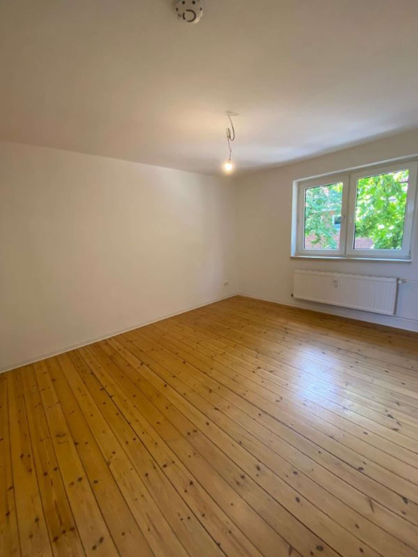Vielseitig nutzbare 4-Zimmer-Wohnung – ab 01.11.2026, Elchstraße 16, 24782 Büdelsdorf, Etagenwohnung