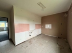 Foto - 5-Zimmer Wohnung zum Selbstrenovieren! 1 – Monat Kaltmiete geschenkt