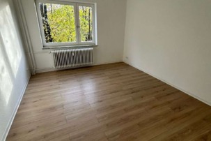 Gemütliche 3 Zimmerwohnung zum 16.05.2025 vermietbar!, Nane-Jürgensen-Weg 13, 24941 Flensburg, Erdgeschosswohnung