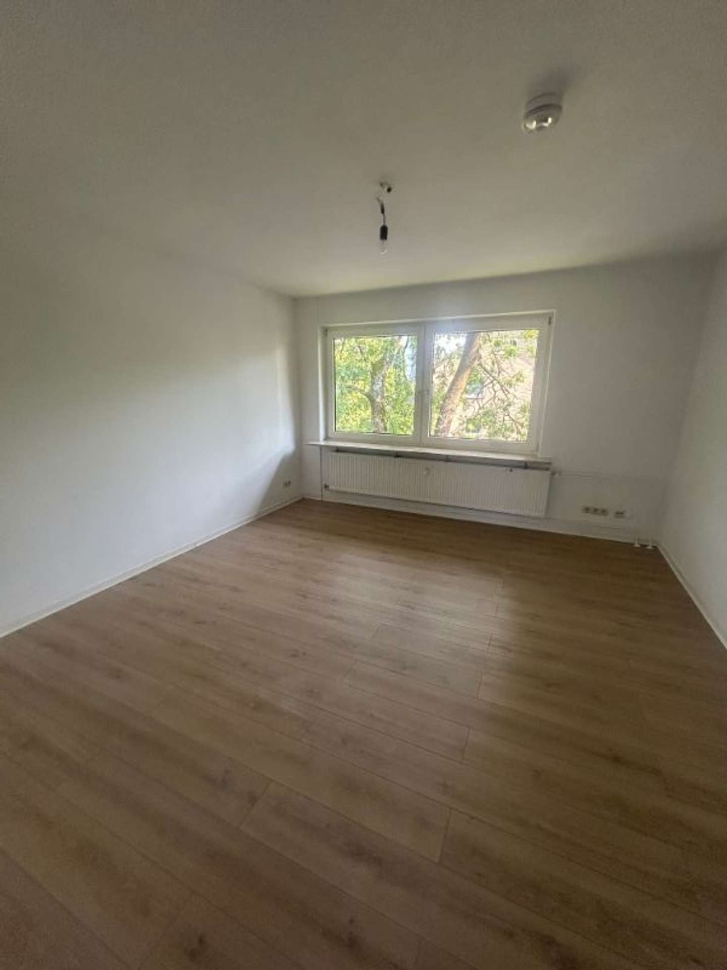 Helle, schöne 3 Zimmerwohnung zum 16.06.2025 neu vermietbar in Engelsby!, Beethovenstr. 11, 24943 Flensburg, Etagenwohnung